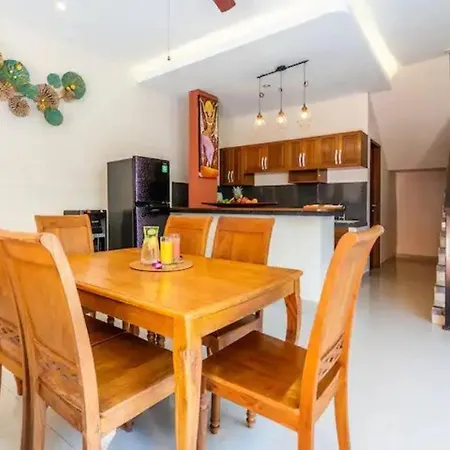 2Br Red Lotus Villa 10 Mins To Seminyak Beach